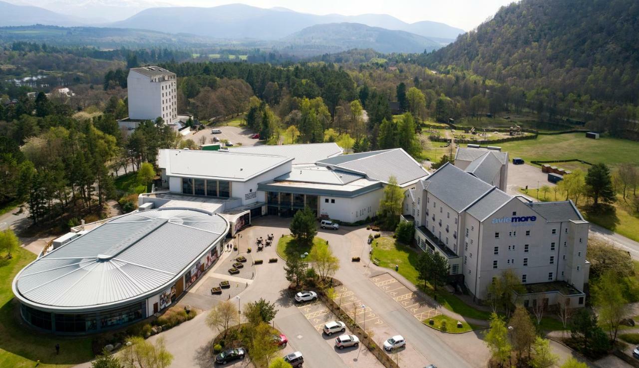 Macdonald Woodland Lodges At Macdonald Aviemore Resort Exterior photo