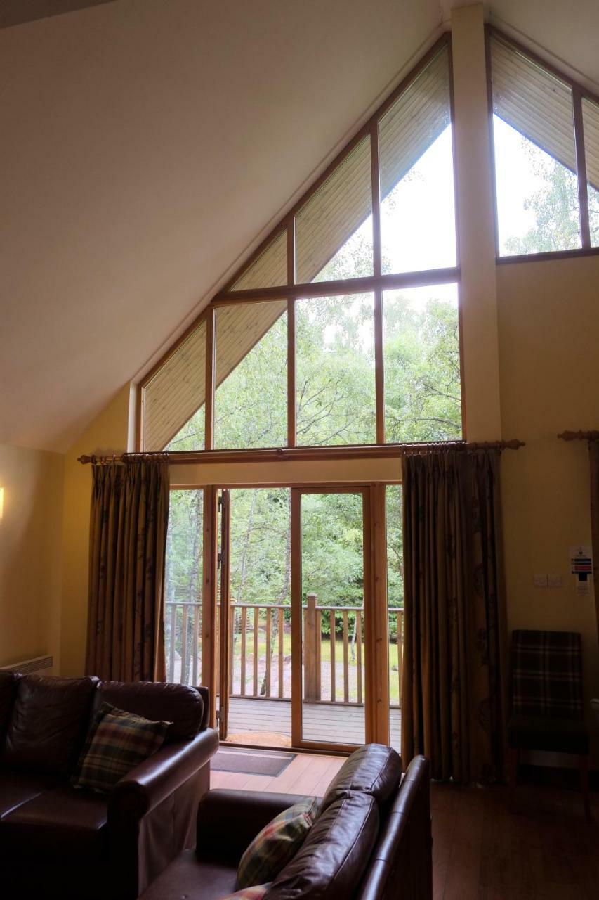Macdonald Woodland Lodges At Macdonald Aviemore Resort Exterior photo
